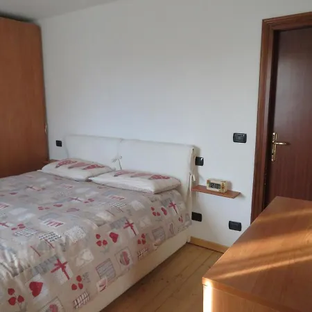 Il Girasole Holiday home Montecrestese